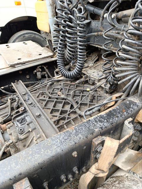 Седельный тягач КАМАЗ 5490-80802-90(5P) (СПГ) 2021 г. - фото 14